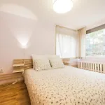 Stylish Apartment, Top Center!